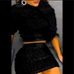 Black two piece petite set